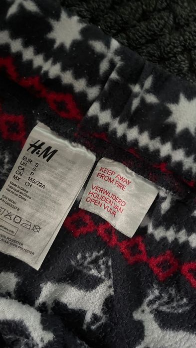 H&M cieple polarowe spodnie z motywem świątecznym S 36 / warm pants