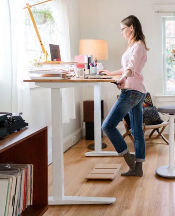 Standing desk - Fully Jarvis Maple (Herman Miller) 1600x800 - NOVA