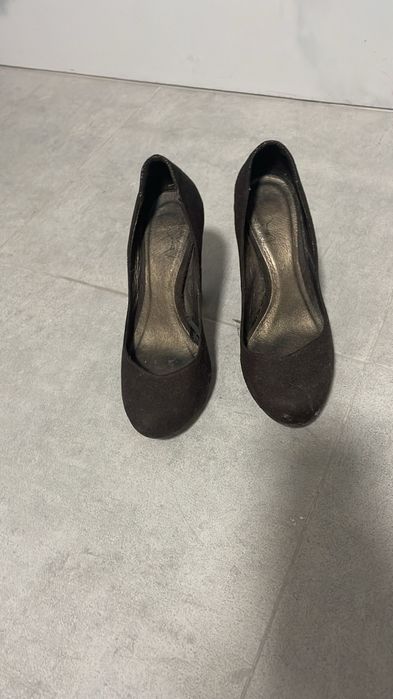 Sapatos de senhora tam 37