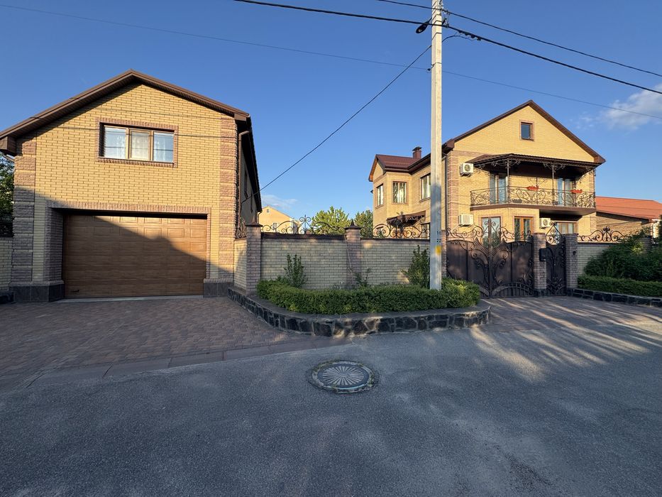 Продаж елітного будинку р.н Лелеківка.