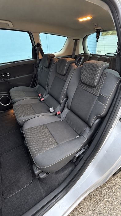 Renault Scenic 1.5dci - 7 lugares - excelente estado
