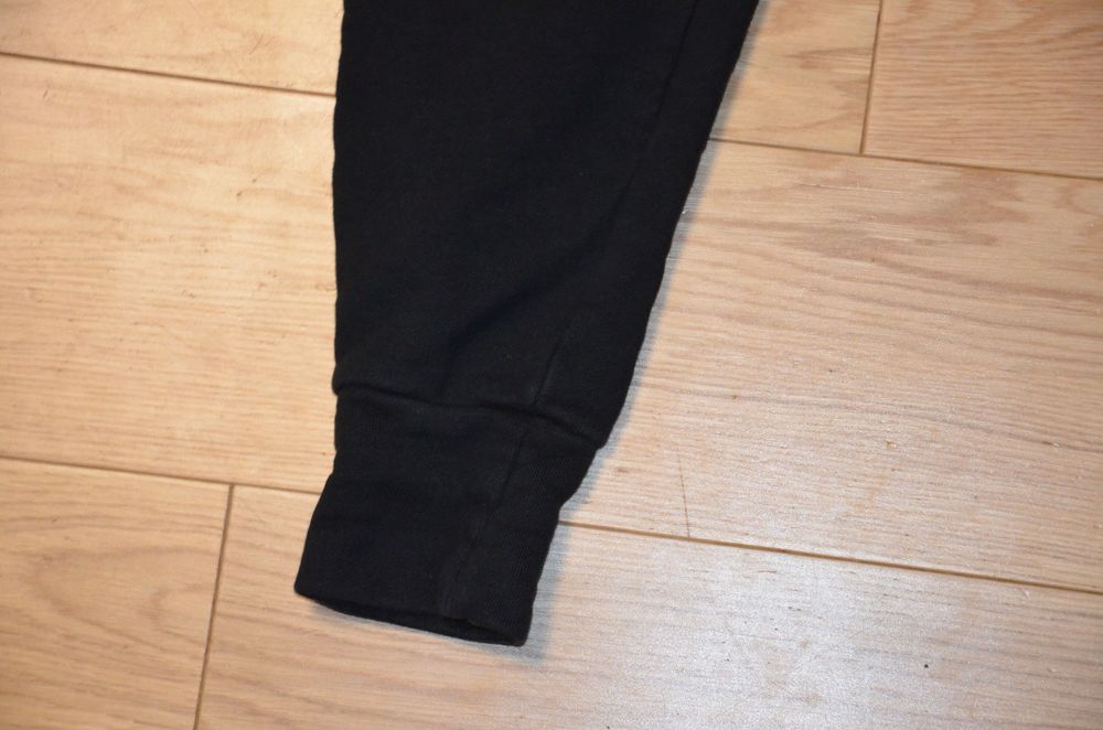 Calvin Klein  spodnie  dresowe czarne XS