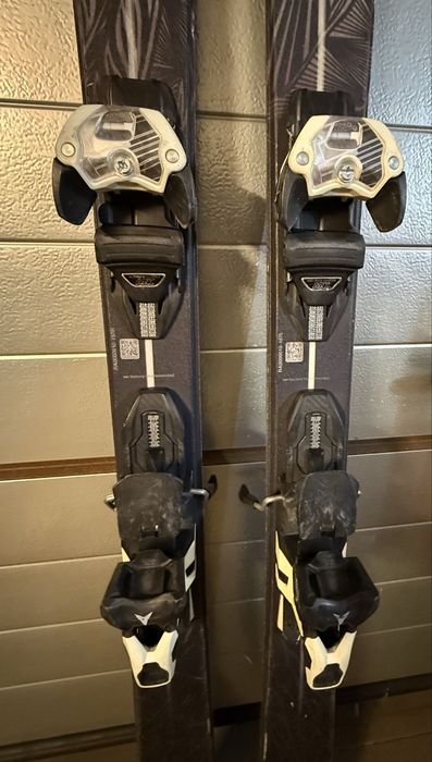 Лижі Armada Invictus(187 )