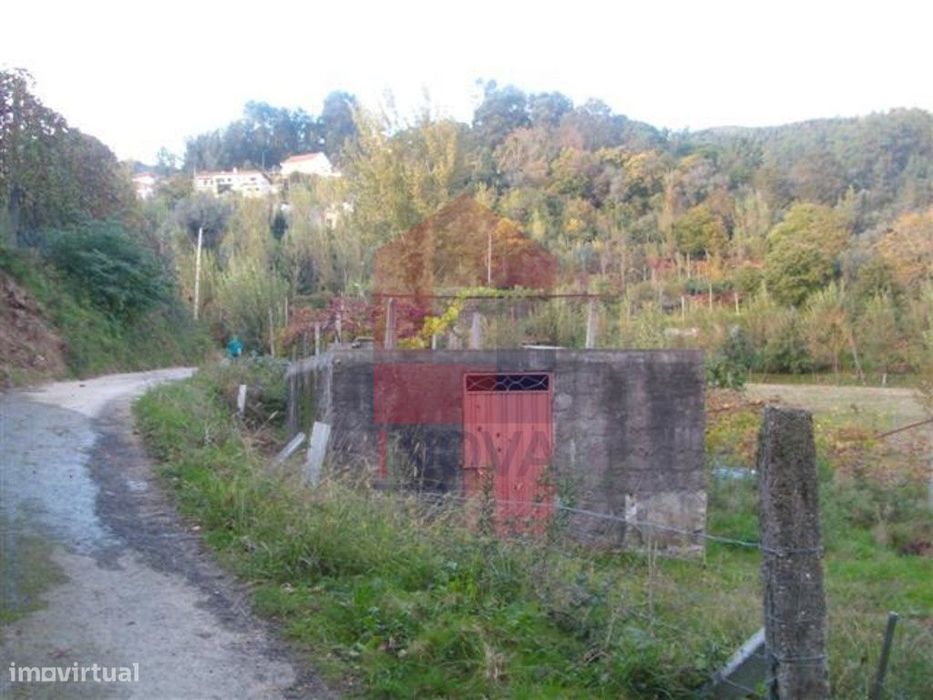 Terreno agrícola, Santiago Carreiras — Carreiras (São Miguel) E Carreiras (Santiago), Braga