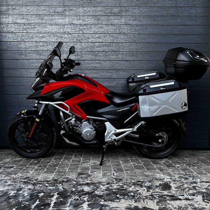Продам мотоцикл Honda NC700X DCT (3120)