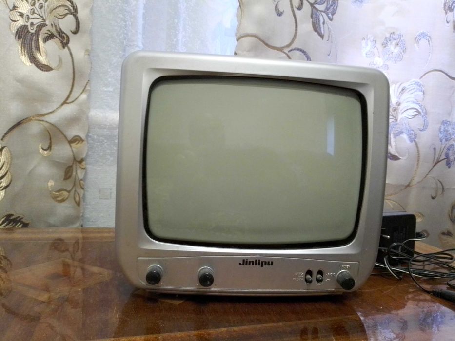 Продам телевизор.