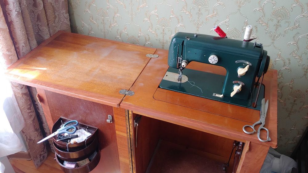 Швейна машина, швейная машинка "Wittenberg" 75, Германия
