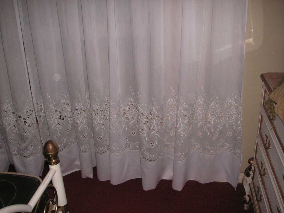 Cama Ferro / Colchão / Estrado, Senhorinha, Galeria e Cortinados