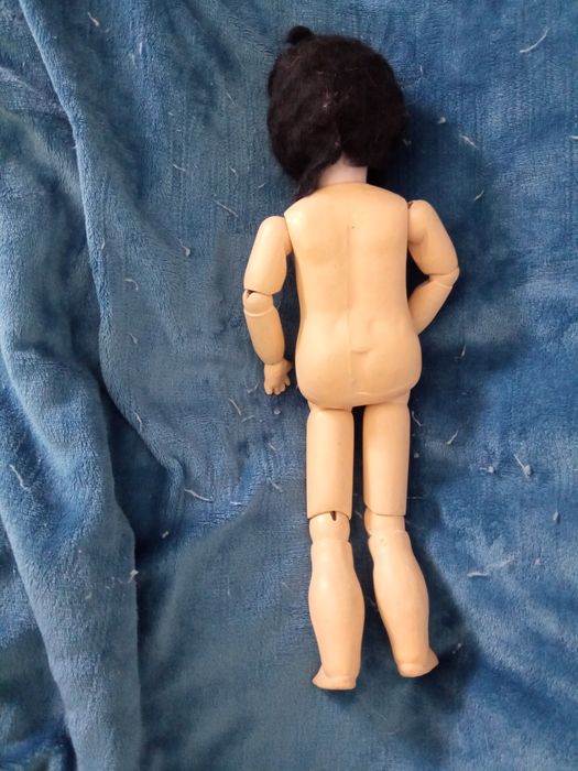 Boneca antiga muito bonita