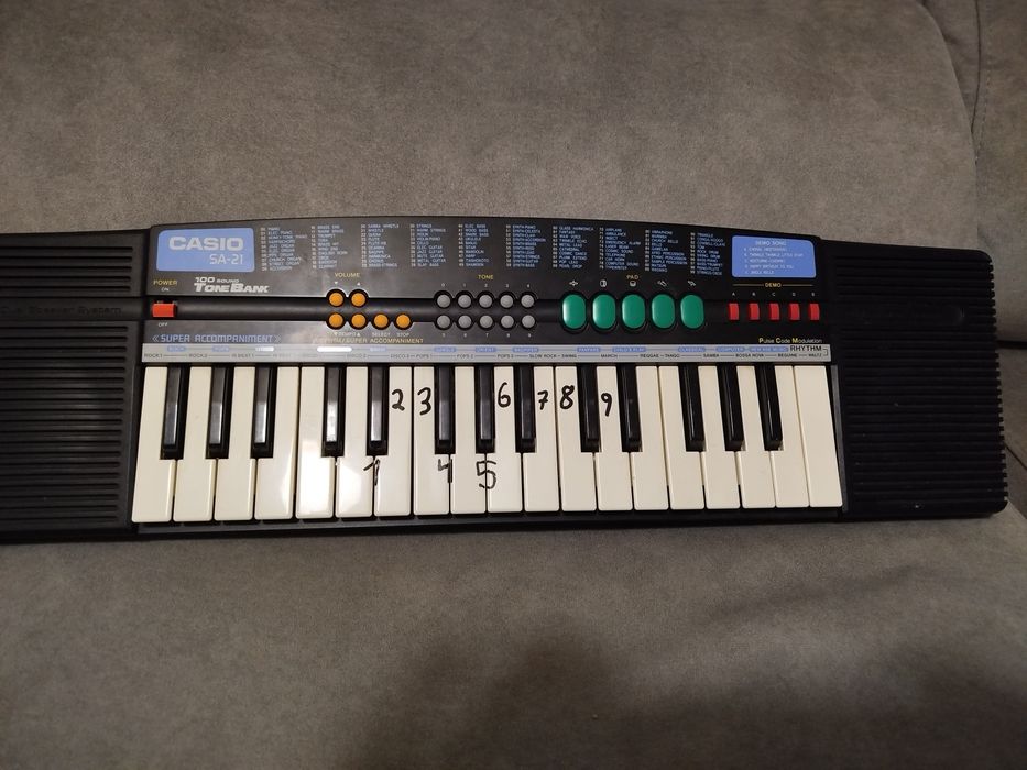 Piano elétrico como novo