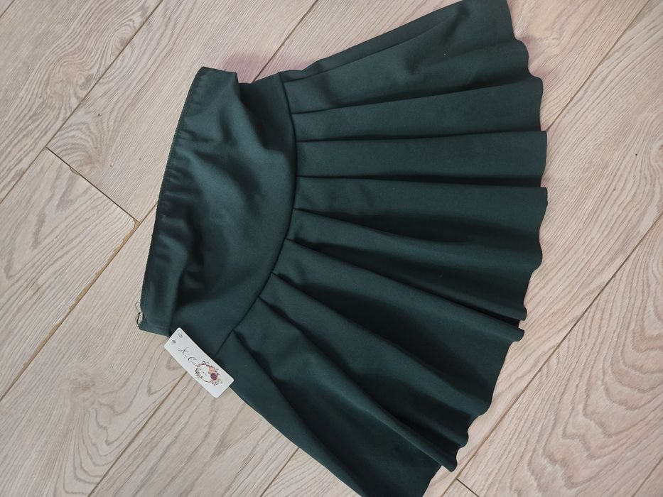 Nowa spódniczka mini