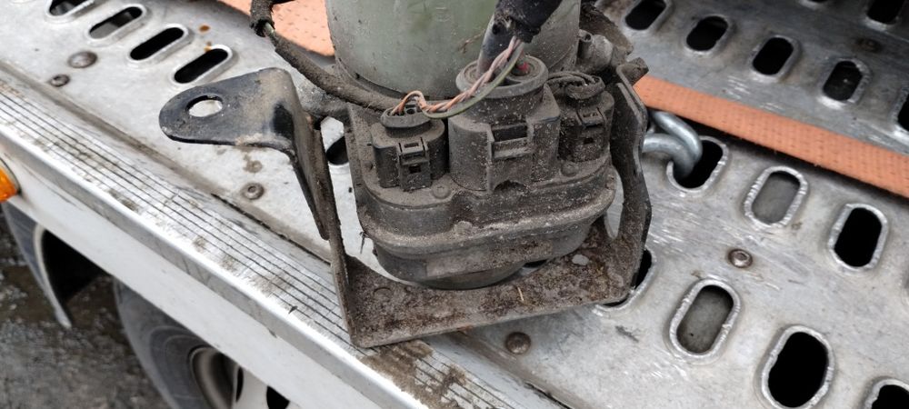 Pompa wspomagania elektryczno hydrauliczna TRW