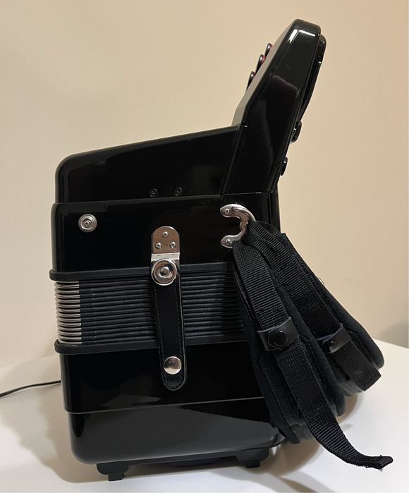 Concertina Roland FR-18 preta - Excelente estado