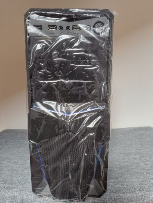 Caixa NOX Pax ATX Mid Tower - Nova