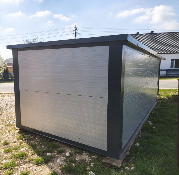 Schowek, pomieszczenie gospodarcze ocieplane 6x2,7m