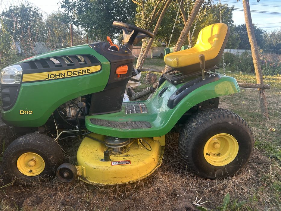 Газонокосарка John Deere