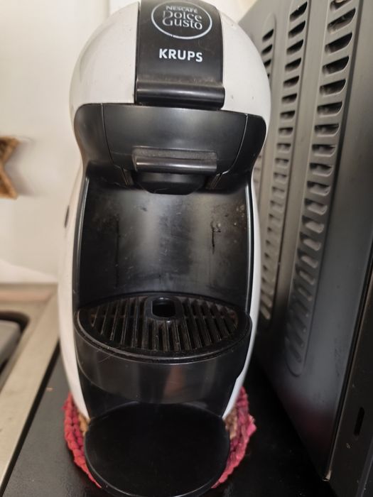 Máquina de café Dolce Gusto para peças