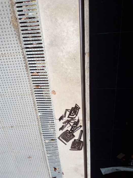 Varão para cortinados e apliques