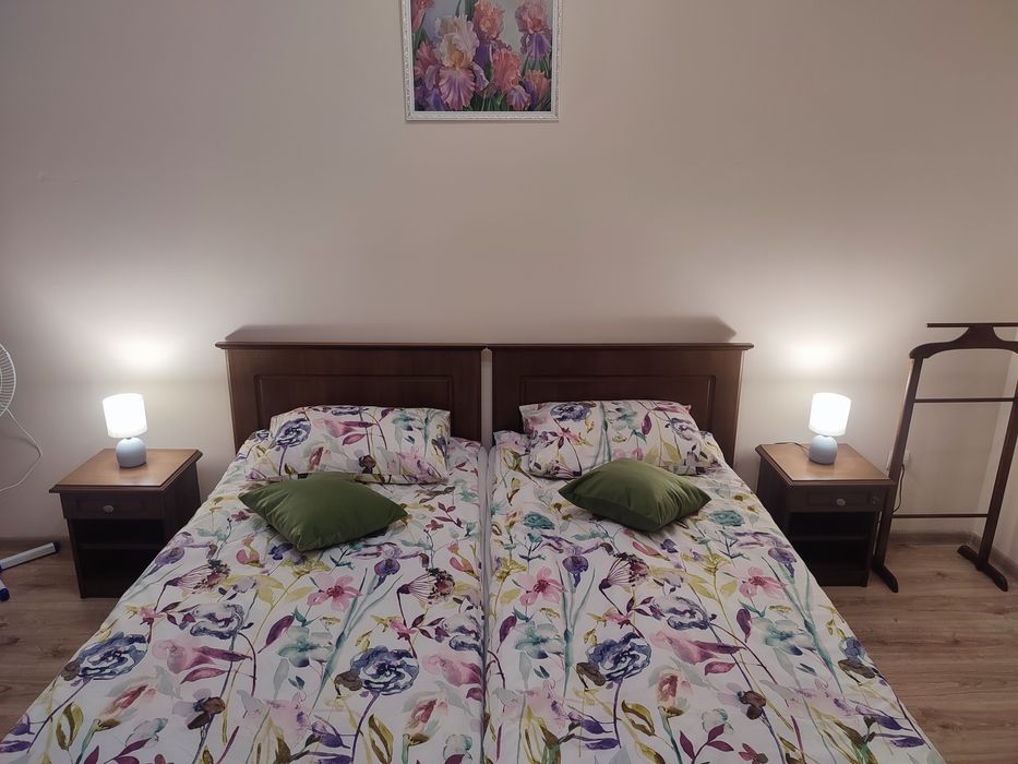 DOBA - 2кім Центр, 3-4 місця. Завжди тепла !