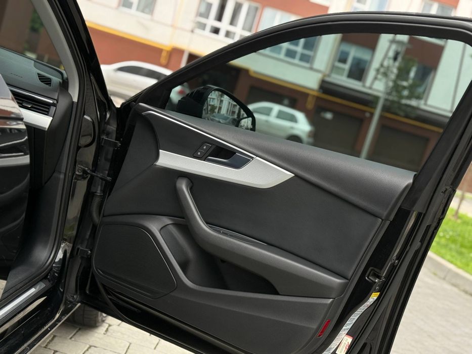 Audi A4 2016 VIN WAUGMAF45HN042758 фото оголошення 23 з 24