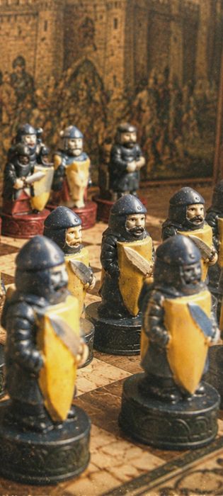 Jogo Xadrez Afonso X Medieval 32 peças tabuleiro e caixa arrumação
