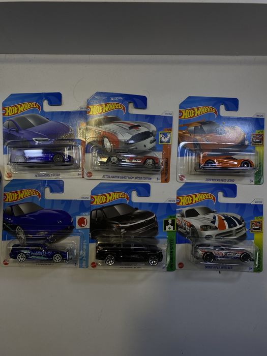 Набор машинок HotWheels
