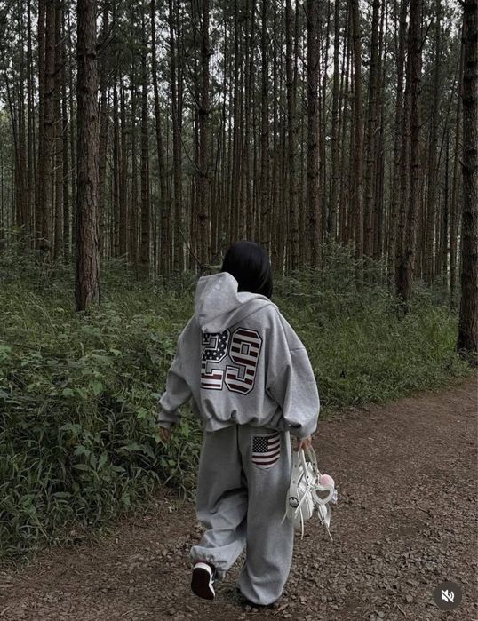 Оверсайз костюм на флісі