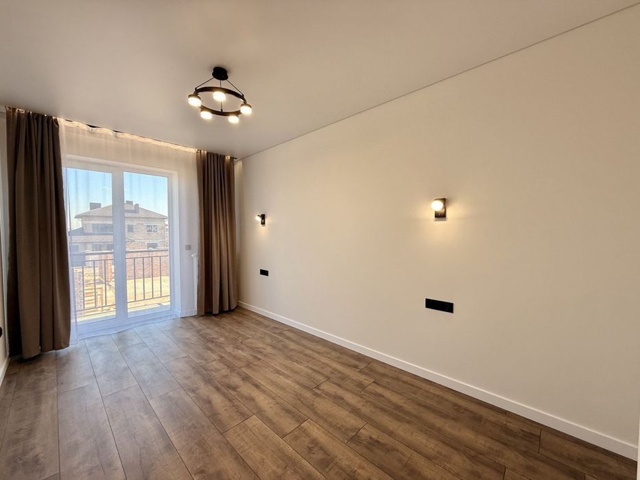 Продаю таунхаус з ремонтом !