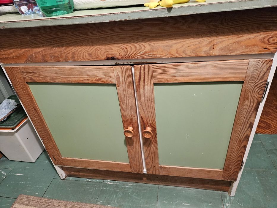 Szafki kuchenne drewno