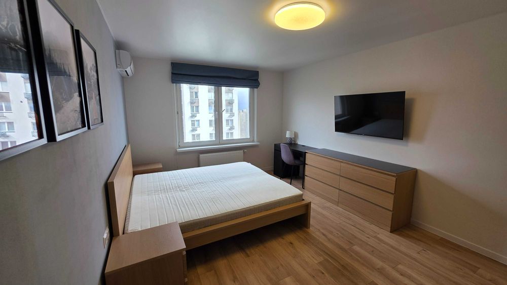 Продам квартиру Закревского 101Б, современный ремонт