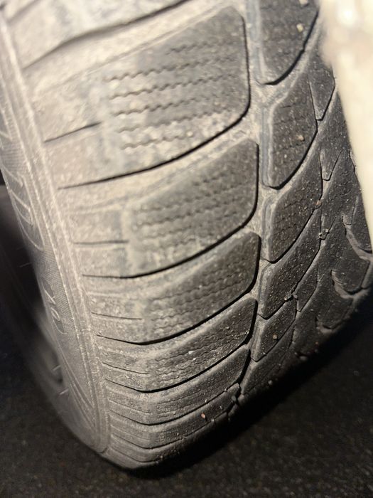 Резина Зимова 225/50/17  2022 року  SP WINTER SPORT 4D
