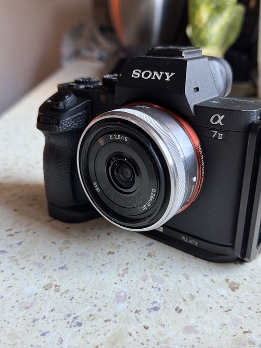Sony E 16mm f/2.8 | Pancake