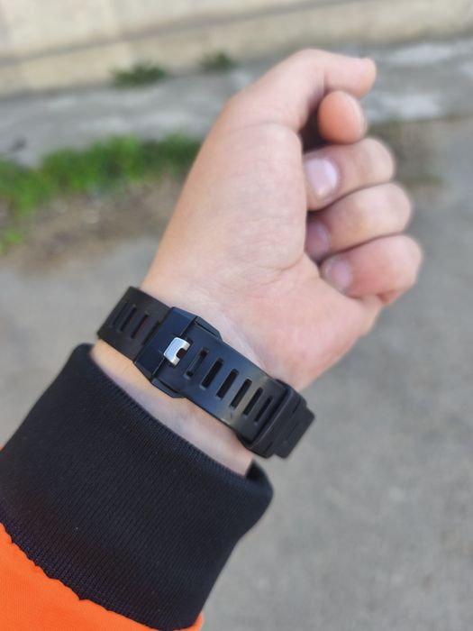 Продам годинник CASIO GBA 800