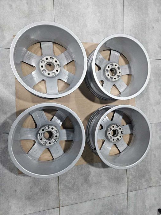 Диски Audi 5/112 R17 7.5J ET37 dia66.6mm