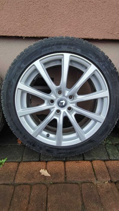 Felgi z oponami plus czujniki ciśnienia