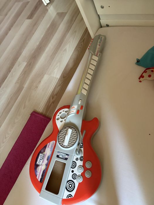 Gitara elektryczna dla dzieci.