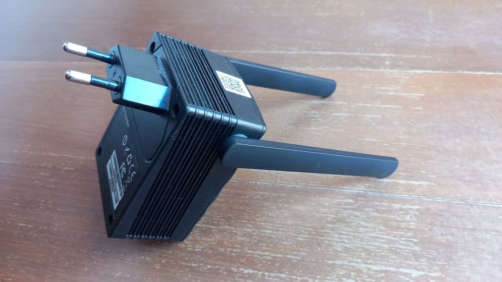 Wi-Fi Signal Repeater/Extender64550439341698123