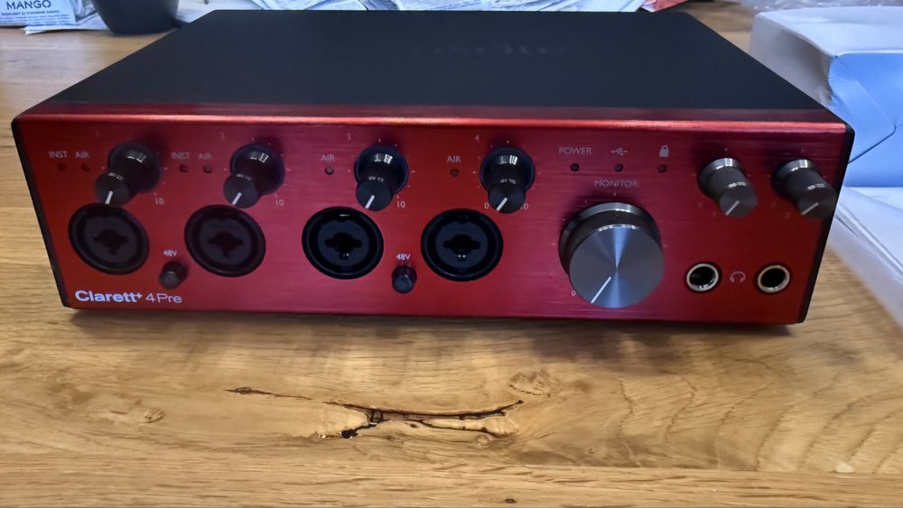 Focusrite Clarett+ 4Pre interface audio