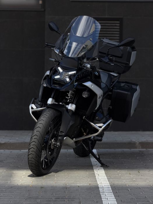 BMW R1300GS - Full Extras! Oportunidade!