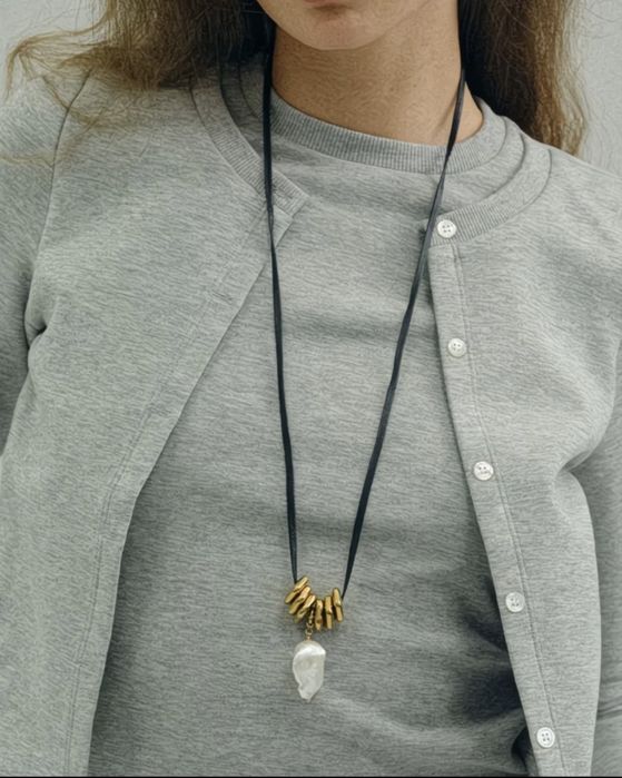 Підвіска , прикраси, біжутерія