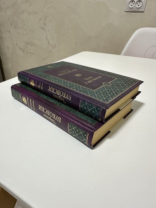 Чарльз Буковски. Хлеб с ветчиной. Женщини.