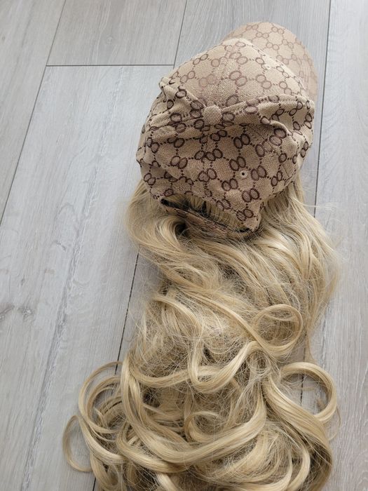 Czapka ,peruka jak naturalne ,długie blond