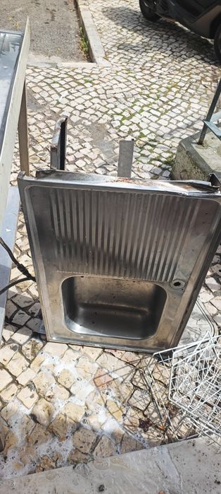 Cubas e bancadas em Inox