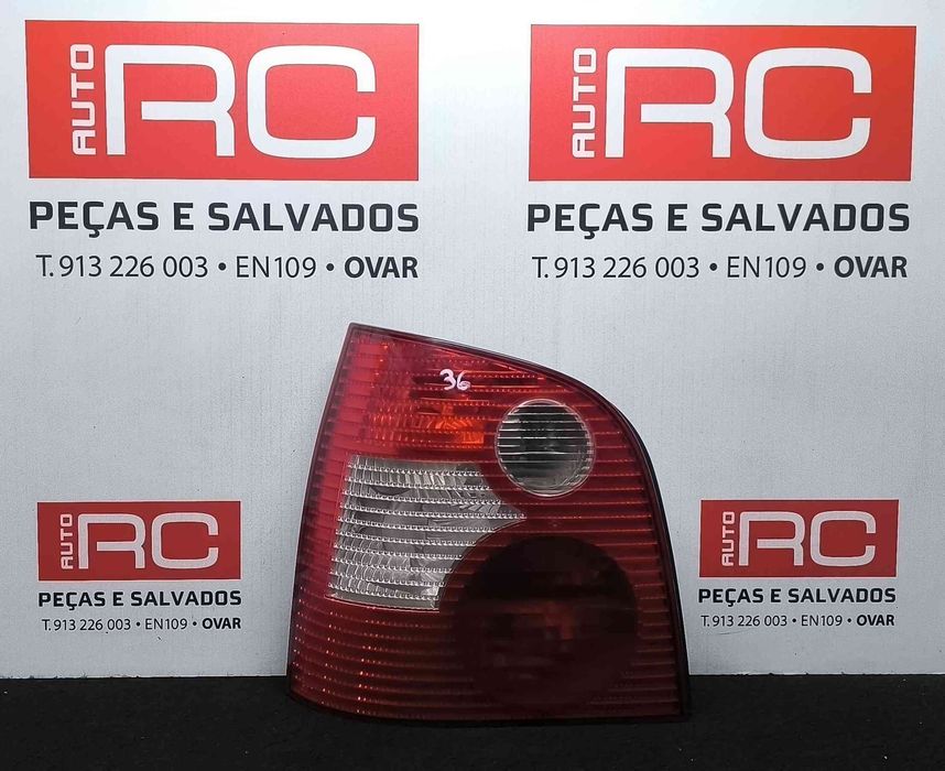Farolim Esquerdo 606945095B - VW POLO IV