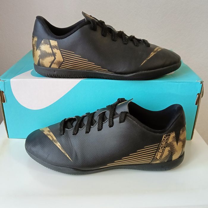 Футзалки 37/38 Nike Originals /кроссовки, копочки