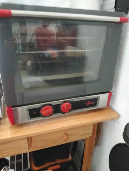 Forno para bolos edial para café ou pastelaria