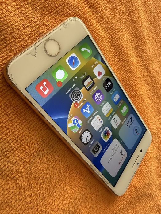 Smartfon iPhone 8 64Gb