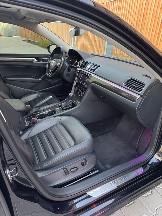 Volkswagen Passat NMS 2016 SEL Premium | 83 тис. км