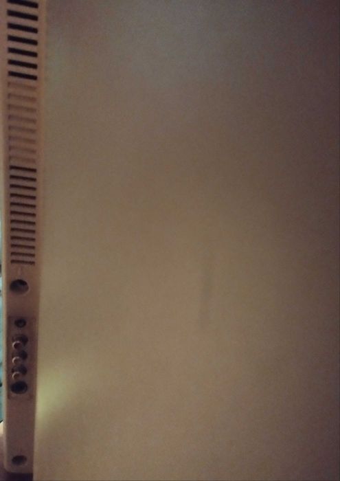 Телевізор Phillips 32 дюйми