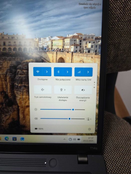 Laptop Lenovo THINKPAD T14 G3 I5-1245U/16GB RAM/256GB/LTE jak nowy